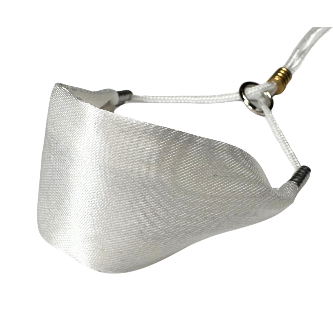 Sýningataumur með satín-hálsstykki