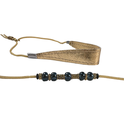 Sýningataumur með perlum - Gylltur