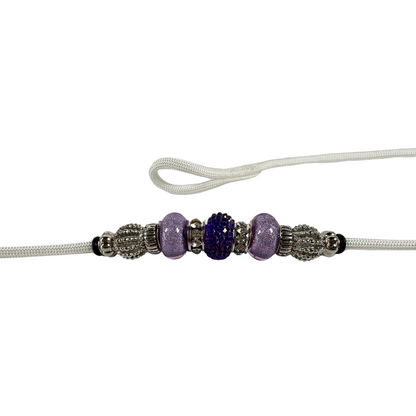 Sýningataumur með lykkju og perlum