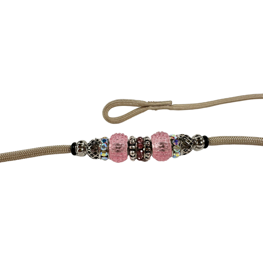 Sýningataumur með lykkju og perlum