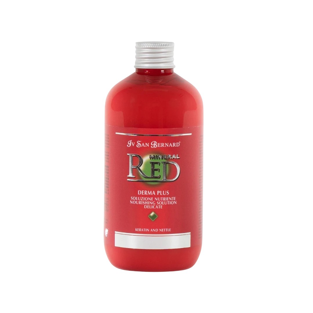 Hundaprýði Derma Plus nourishing pet conditioner in a red bottle with keratin and nettle for skin and coat health