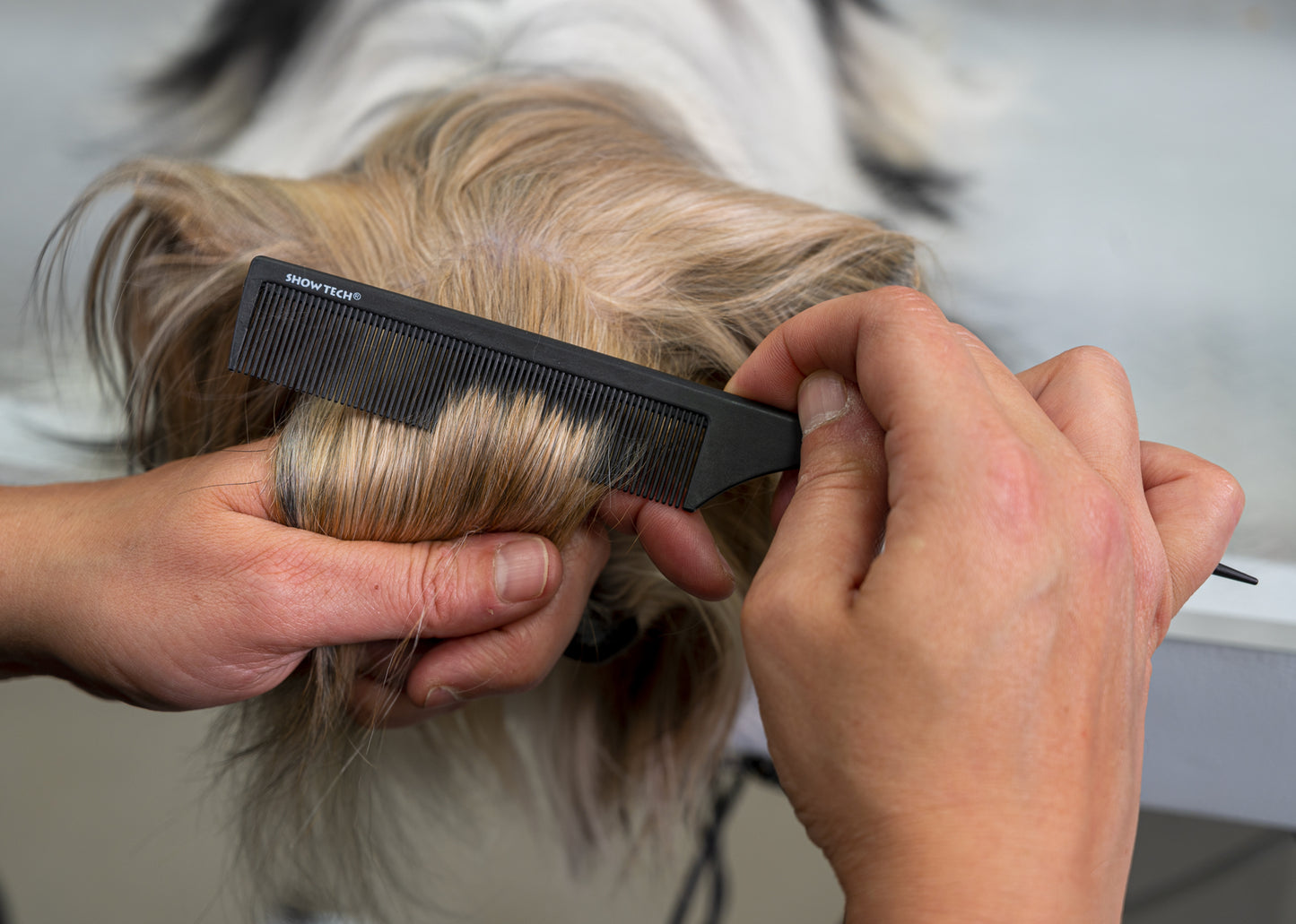 Show Tech Antistatic Carbon Needle Comb 22cm